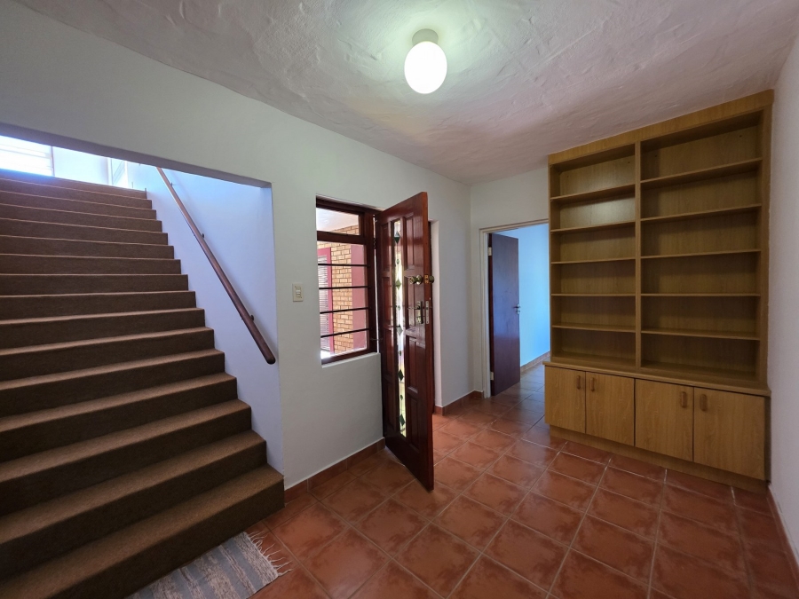 4 Bedroom Property for Sale in Wavecrest Eastern Cape